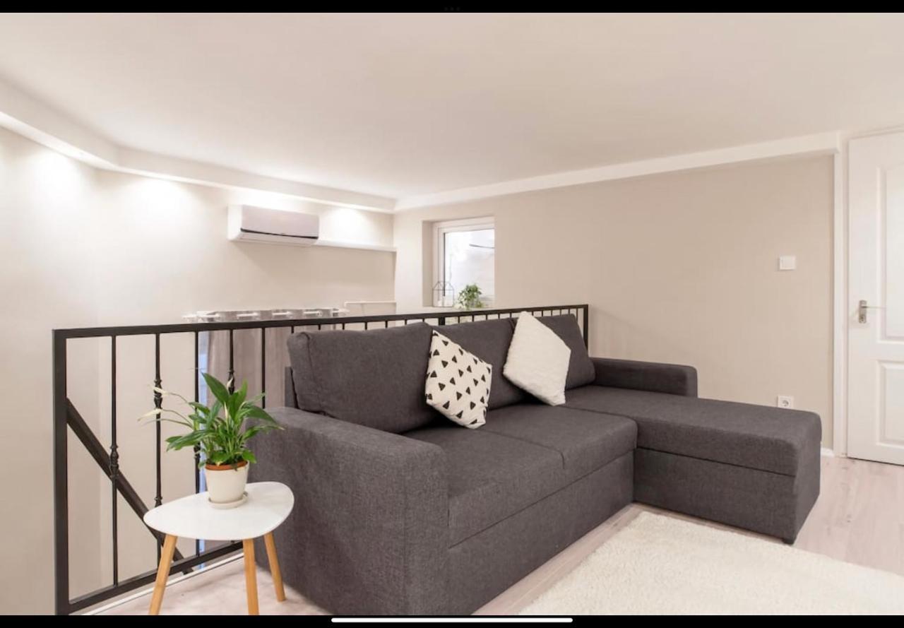 Ferienwohnung Akacfa 62 Dowtown 2Br Wifi+Ac Budapest Exterior foto